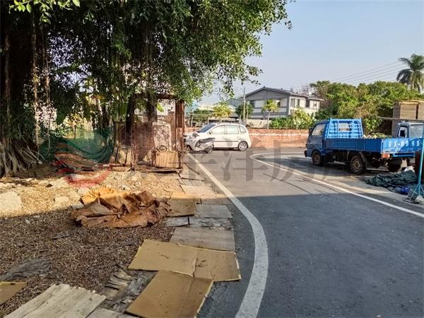 北回國小旁建地